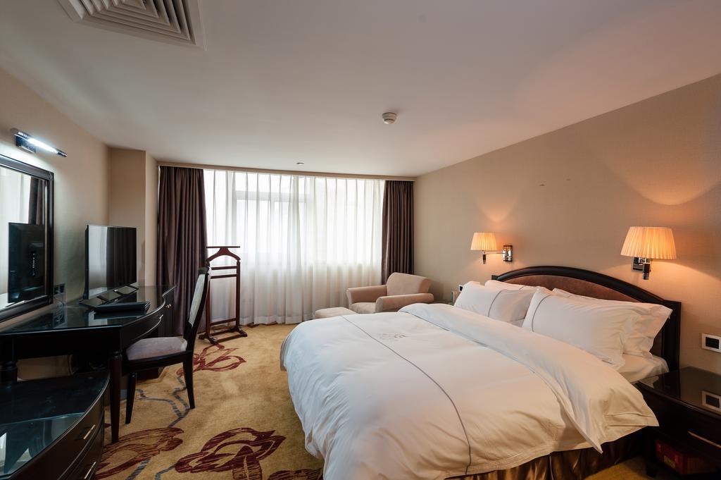 Gangrun Hotel Guangzhou Beijing Road Branch Buitenkant foto